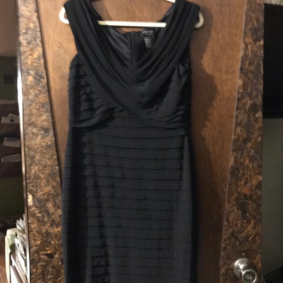 Xscape evening dress - Picture 1 of 2